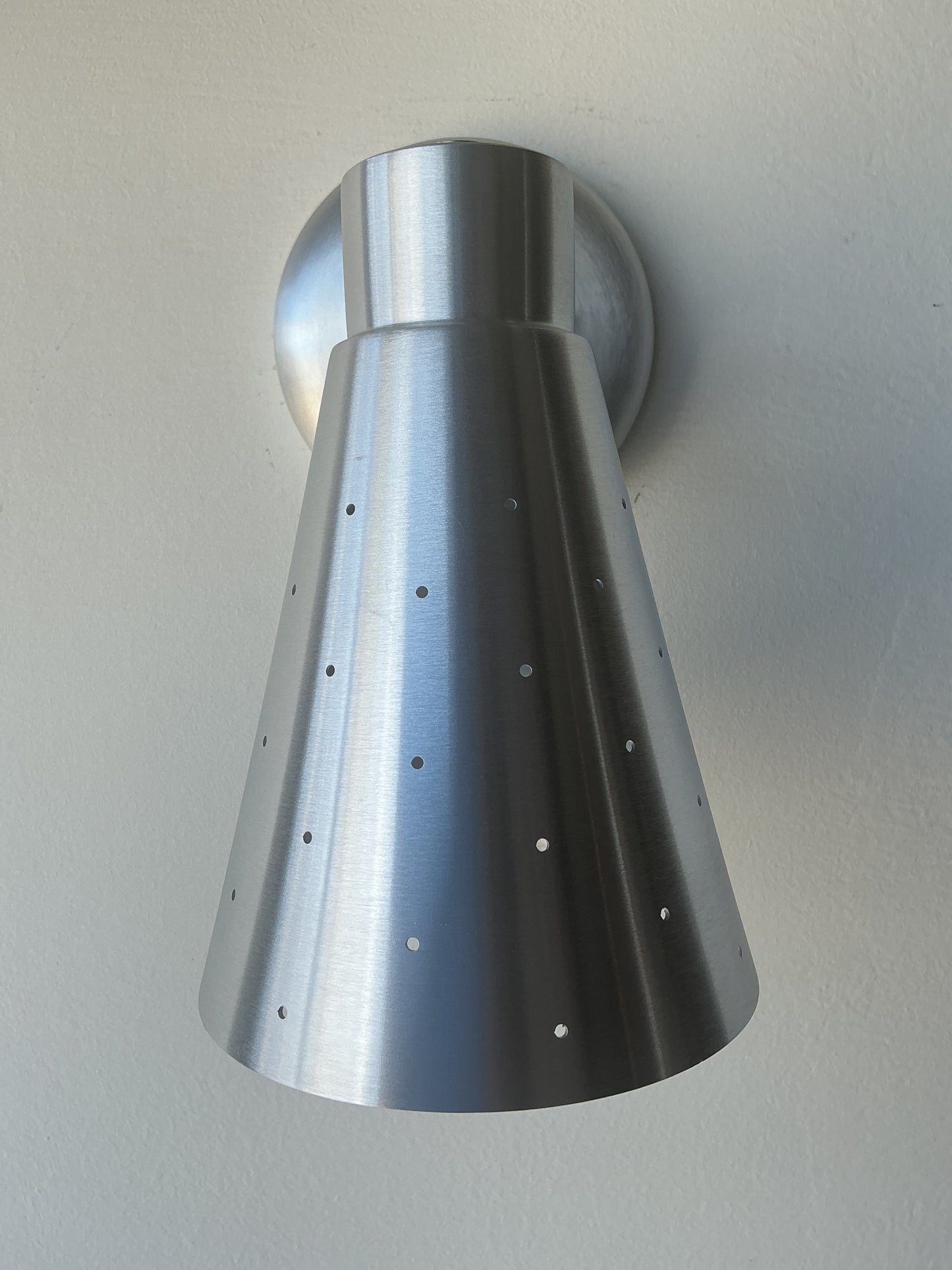 Pinhole Downlight Sconce