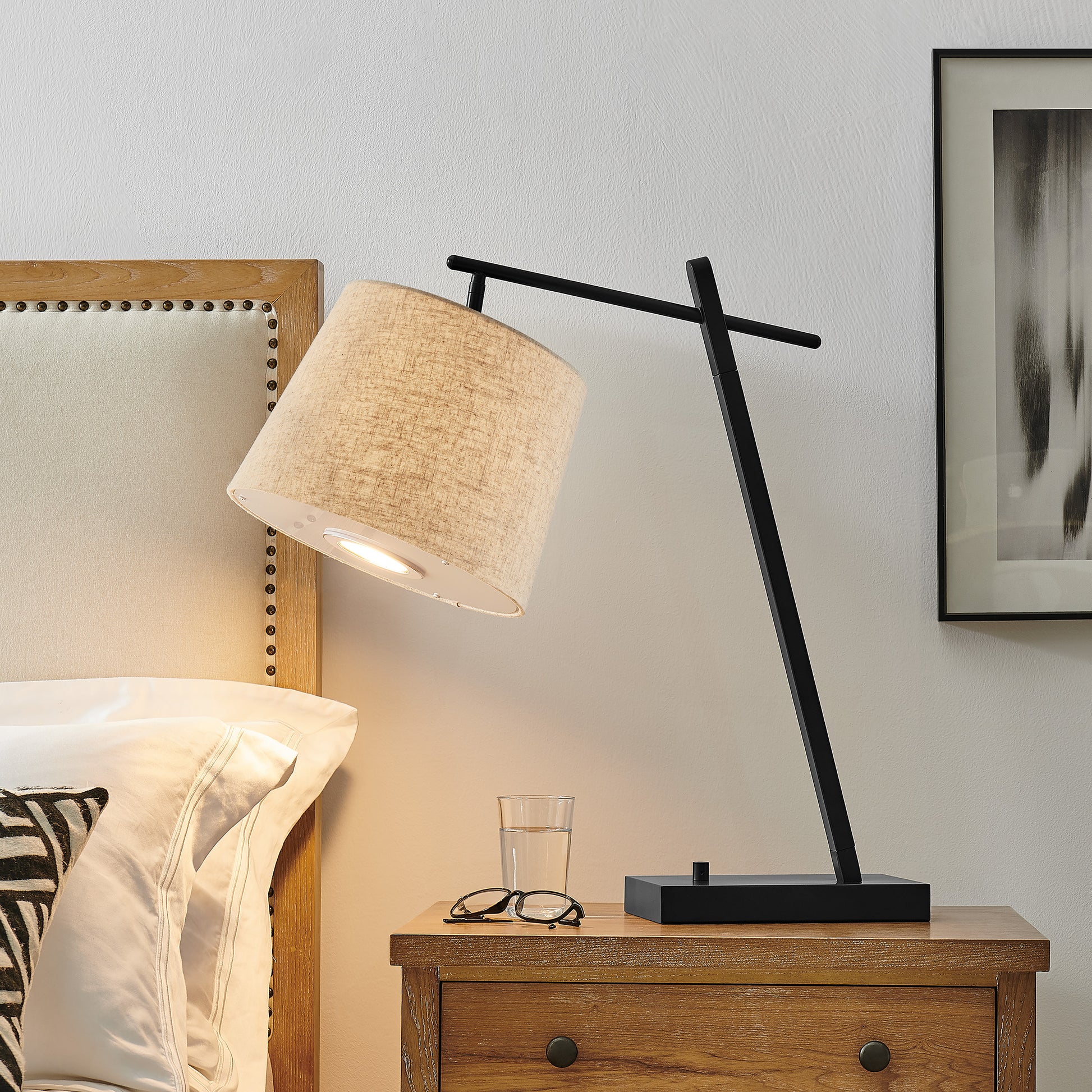 Gaines Black MCM Modern Table Lamp with Linen Shade